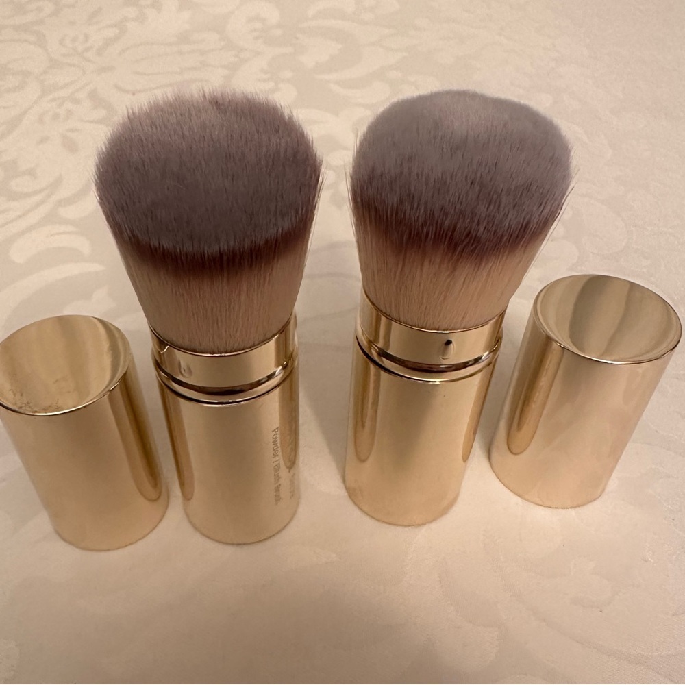 Complexion Makeup Brushes Retractable for Travel or Purse